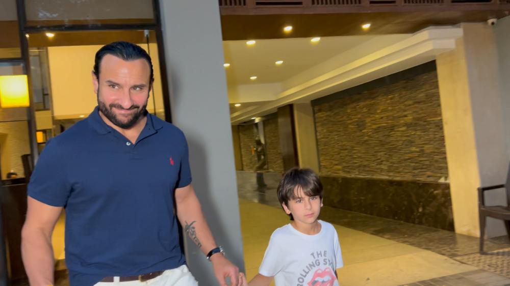 kareena-kapoor-saif-ali-khan-and-their-son-taimur-were-spotted-in-bandra